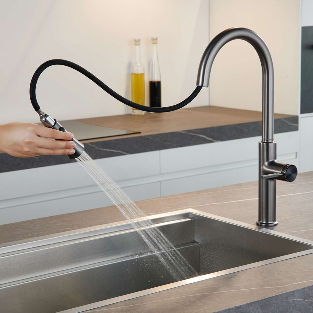 Pull out kitchen  zinc alloy sanitary ware single handle kitchen sink tap