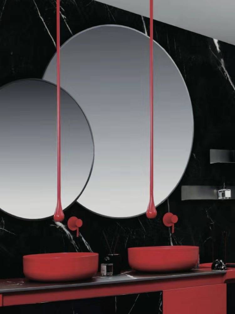 Ruby of the Faucet World: Illuminando el encanto de su hogar